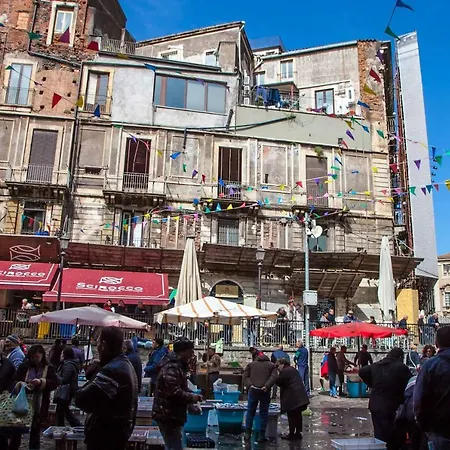 Piscaria Downtown By Sicily In Apartment Catania